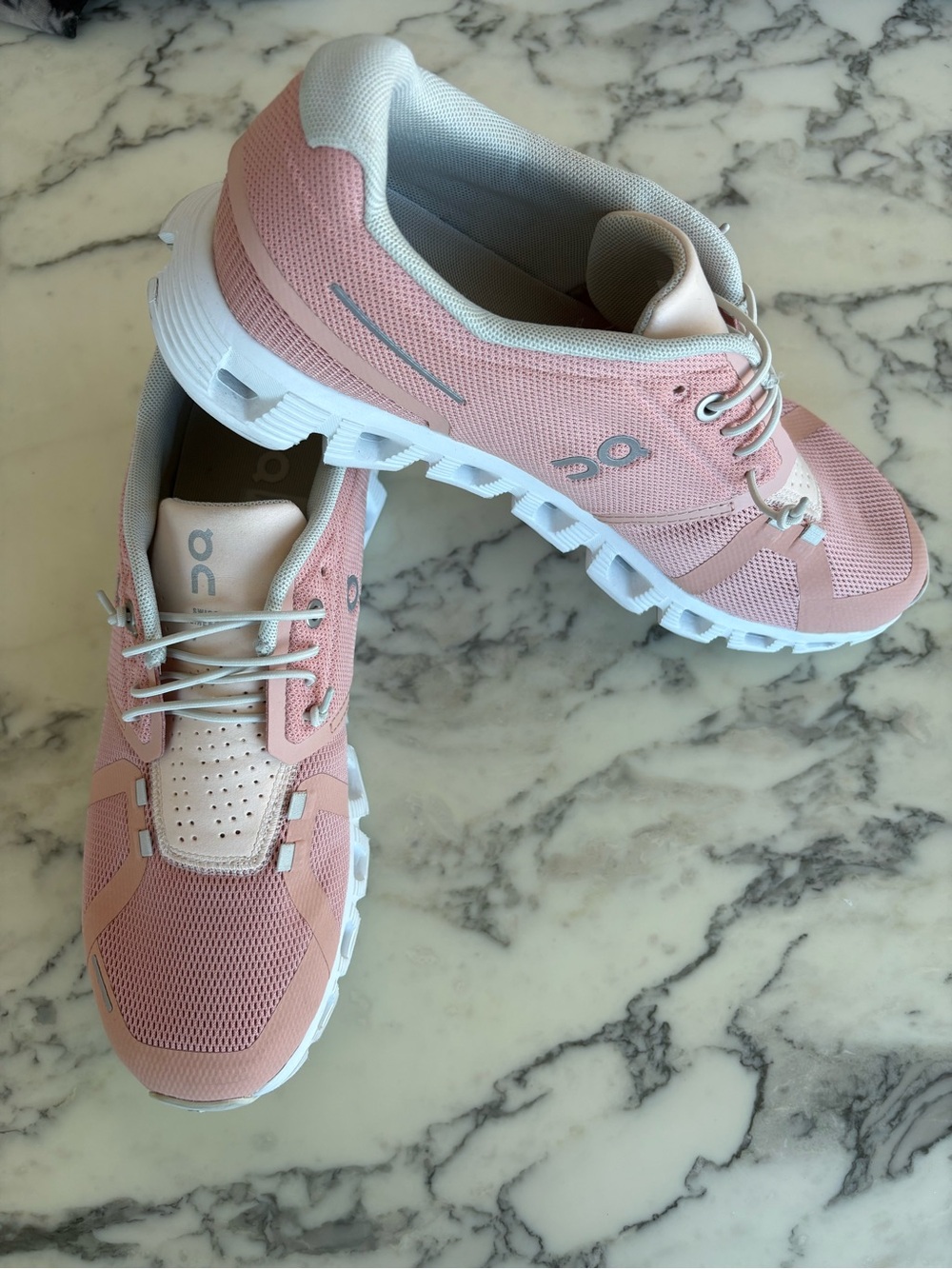 On Cloud 5 running sneakers sz Women’s 10 - Picture 3 of 9